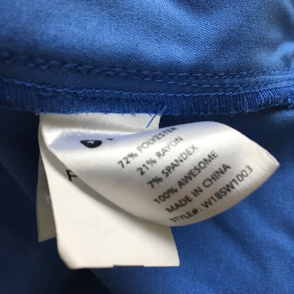 FIGS Blue Zip Pockets Short Sleeve Hidden Logo Button Scrubs Shirt Top - Picture 3 of 12